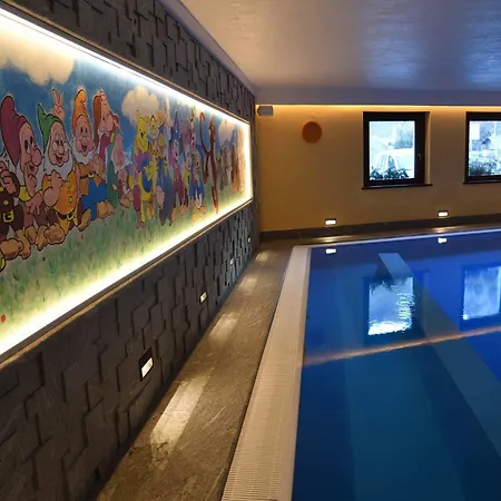 Petit Otel 3*
